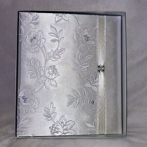 NIB Hallmark Self-Adhesive Album Pages.